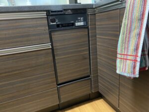 キッチン収納でのお悩み解決　30ｃｍ食洗機が廃盤になり困った　施工前