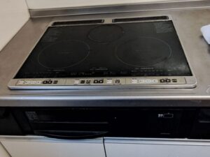 群馬キッチン取付け隊　IHヒーターの取替　施工前