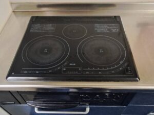 岡山キッチン取付け隊　IHヒーターの取替　施工前