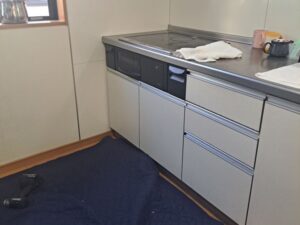 熊本キッチン取付け隊　IHヒーターの取替　施工前