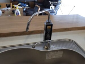 熊本キッチン取付け隊　アルカリイオン整水器の工事　施工前 