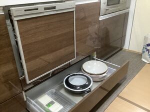 浅型スライドをフロントオープン食洗機へ　クリナップキッチン　施工前