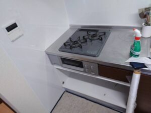福島キッチン取付け隊　コンパクト2口コンロの交換　施工前 