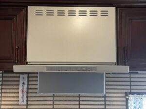 岐阜キッチン取付け隊　シロッコファンフードの取替　施工後