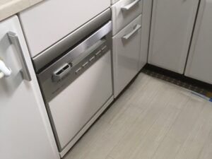 福島キッチン取付け隊　シンク下食洗機リフォーム　施工前