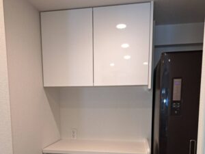 お気に入りキッチンカップボードを取付ける　タカラ　リフィット　家電収納　施工後 