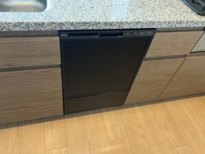浅型スライドをフロントオープン食洗機へ　タカラスタンダードキッチン　施工後