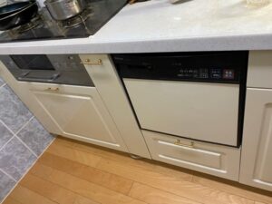 浅型スライドをフロントオープン食洗機へ　ナイスキッチン　施工前