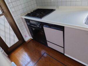 引き出し収納に取替　フロントオープン　施工前