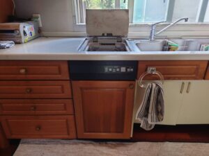東芝カウンタートップ　施工前