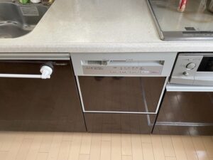 香川キッチン取付け隊　機器を外して収納スペース化　施工前