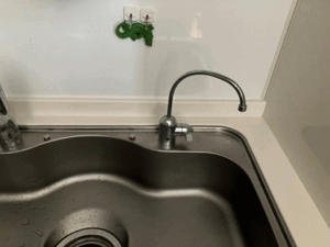 群馬キッチン取付け隊　浄水器の取り外し　施工前