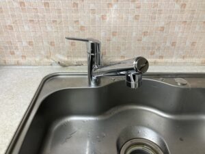 浄水器一体水栓にまとめる　施工後