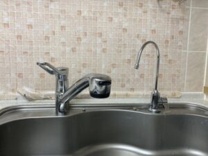 鹿児島キッチン取付け隊　浄水器一体水栓の取替　施工前