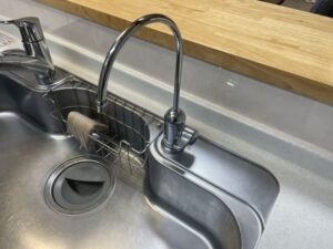 浄水器撤去工事　施工前