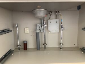 浄水器用分岐水栓の撤去　配管整理　施工後