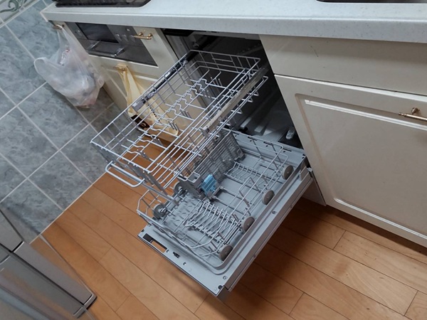 浅型スライドをフロント食洗機に取替え情報　施工後