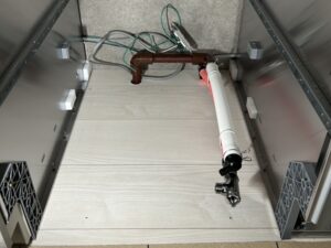 浅型スライドをフロントオープン食洗機へ　リンナイ　給排水の位置替え　施工後