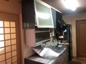 熊本キッチン取付け隊　電動昇降乾燥機の工事　施工前