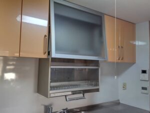 食洗機とかの機器を取り外して収納スペースに活用　電動昇降乾燥機上がらない