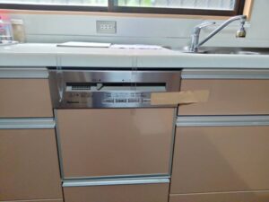 熊本キッチン取付け隊　食洗機の取外して収納　施工前 