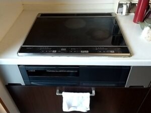 秋田キッチン取付け隊 IHヒーターの取替 施工前