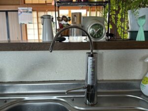 山形キッチン取付け隊　アルカリイオン整水器の工事　施工後
