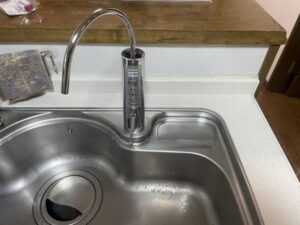 福井キッチン取付け隊　アルカリイオン整水器の工事　施工後
