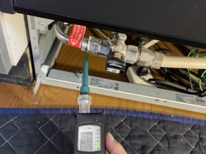 鳥取キッチン取付け隊 ガスオーブンの工事