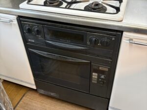 岩手キッチン取付け隊 ガスオーブンの撤去 施工前