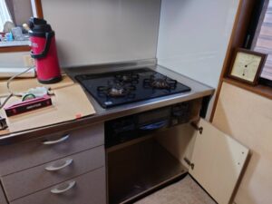 岩手キッチン取付け隊 ガスコンロの取替 施工前