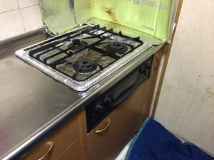 佐賀キッチン取付け隊　ガスコンロの取替　施工前 