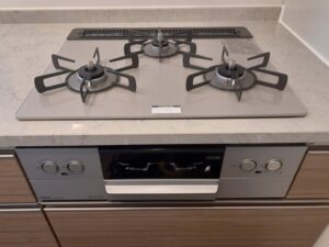 徳島キッチン取付け隊　ガスコンロをIHヒーターに交換　施工前
