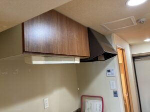 岩手キッチン取付け隊 キッチン扉蝶番メンテナンス 施工後