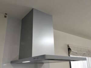 栃木キッチン取付け隊　サイドレンジフードの取替　施工後
