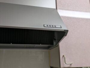 山梨キッチン取付け隊　シロッコファンフードの取替　施工後