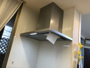 岩手キッチン取付け隊 シロッコファンフードの取替 施工後