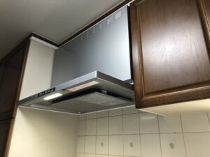 秋田キッチン取付け隊 シロッコファンフードの取替 施工後