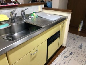 山形キッチン取付け隊　シンク下食洗機リフォーム　施工前