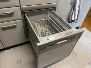 栃木キッチン取付け隊　シンク下食洗機リフォーム　施工前
