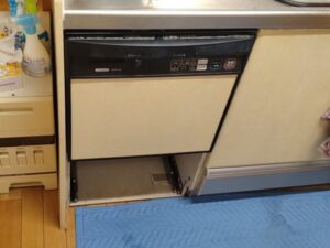スライドオープン食洗機の取替　施工前