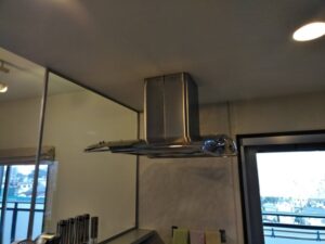 秋田キッチン取付け隊 センターレンジフードの取替