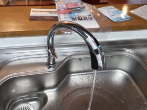 栃木キッチン取付け隊　タッチレス水栓の取替　施工後