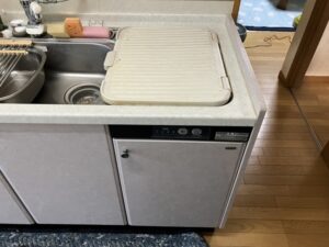 大分キッチン取付け隊　トップオープン食洗機の工事　施工前