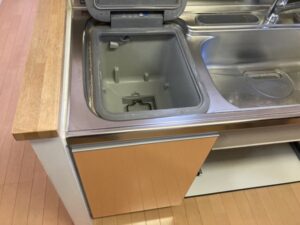 秋田キッチン取付け隊 トップオープン食洗機の工事 施工前