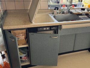 島根キッチン取付け隊 トップオープン食洗機の工事 施工前
