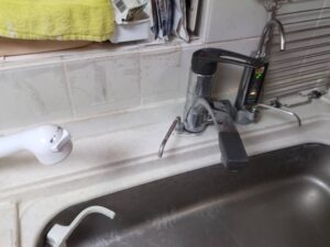 高知キッチン取付け隊　ナイスフォンテⅡの工事　施工前