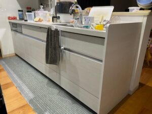 山梨キッチン取付け隊　フロントオープン食洗機の工事　施工前