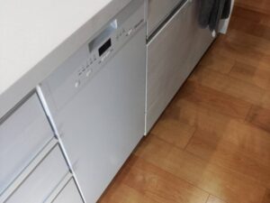 山梨キッチン取付け隊　フロントオープン食洗機の工事　施工後