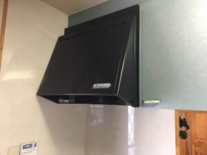 岩手キッチン取付け隊 プロペラからシロッコファンへの取替 施工前